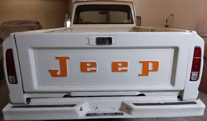 Jeep-J4000-1973-2