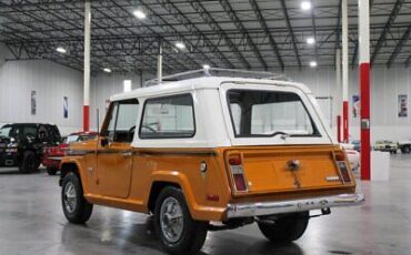 Jeep-Jeepster-1971-Gold-Black-18221-3