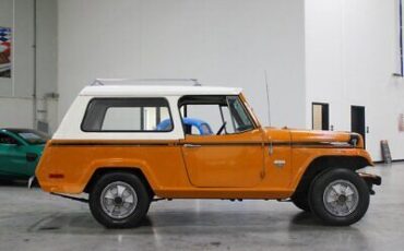 Jeep-Jeepster-1971-Gold-Black-18221-6