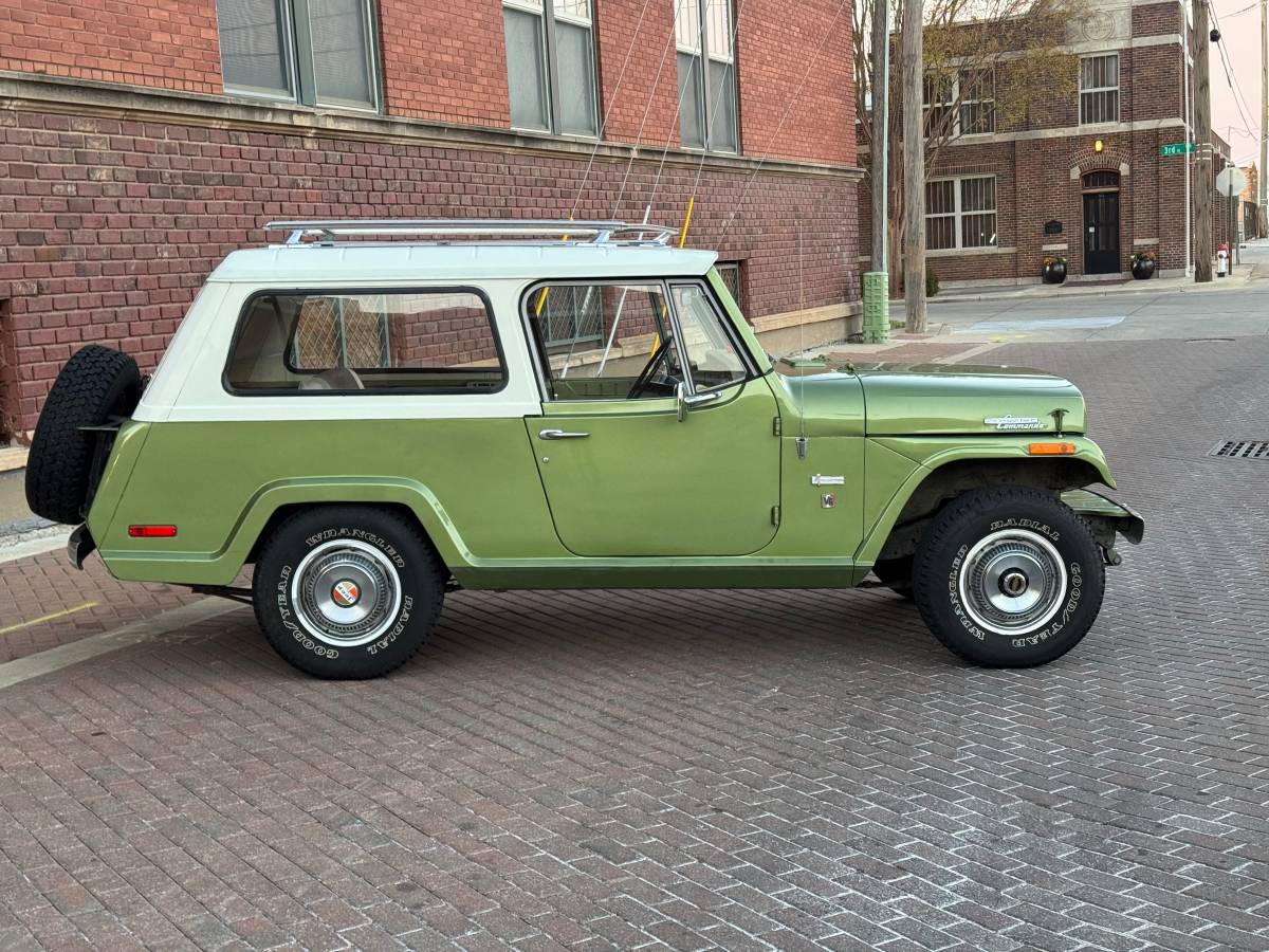 Jeep-Jeepster-commando-diesel-1971-green-35061-3