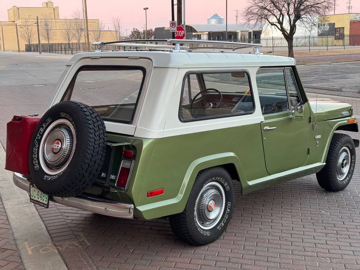 Jeep-Jeepster-commando-diesel-1971-green-35061-4