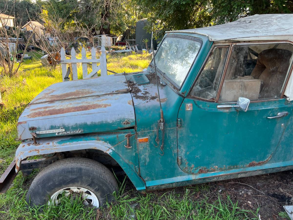 Jeep-Ster-commando-1969-green-160932-1