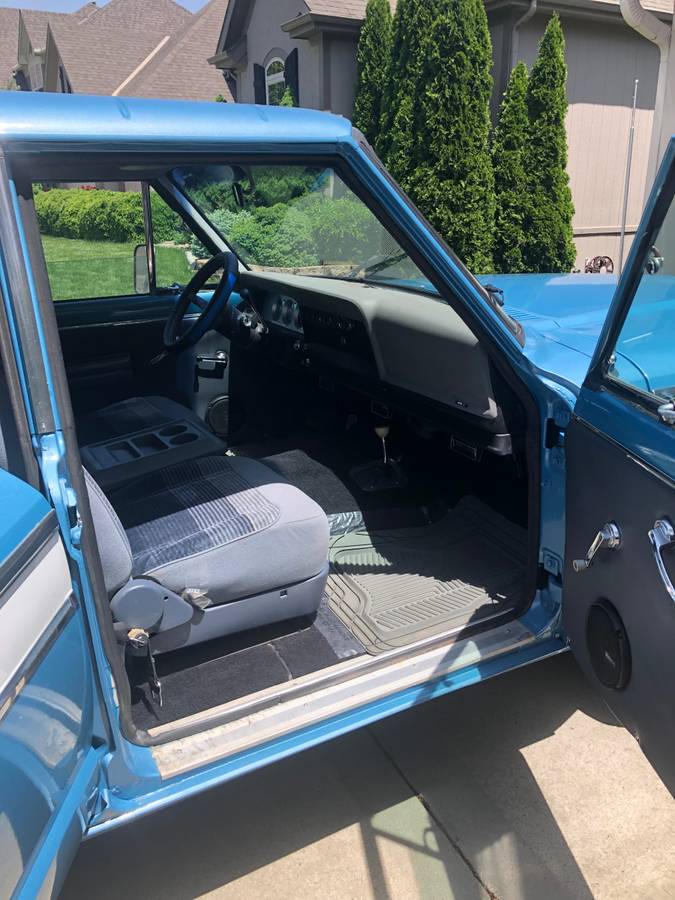 Jeep-Wagoneer-1973-blue-108067-12