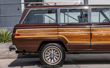 Jeep-Wagoneer-1986-10