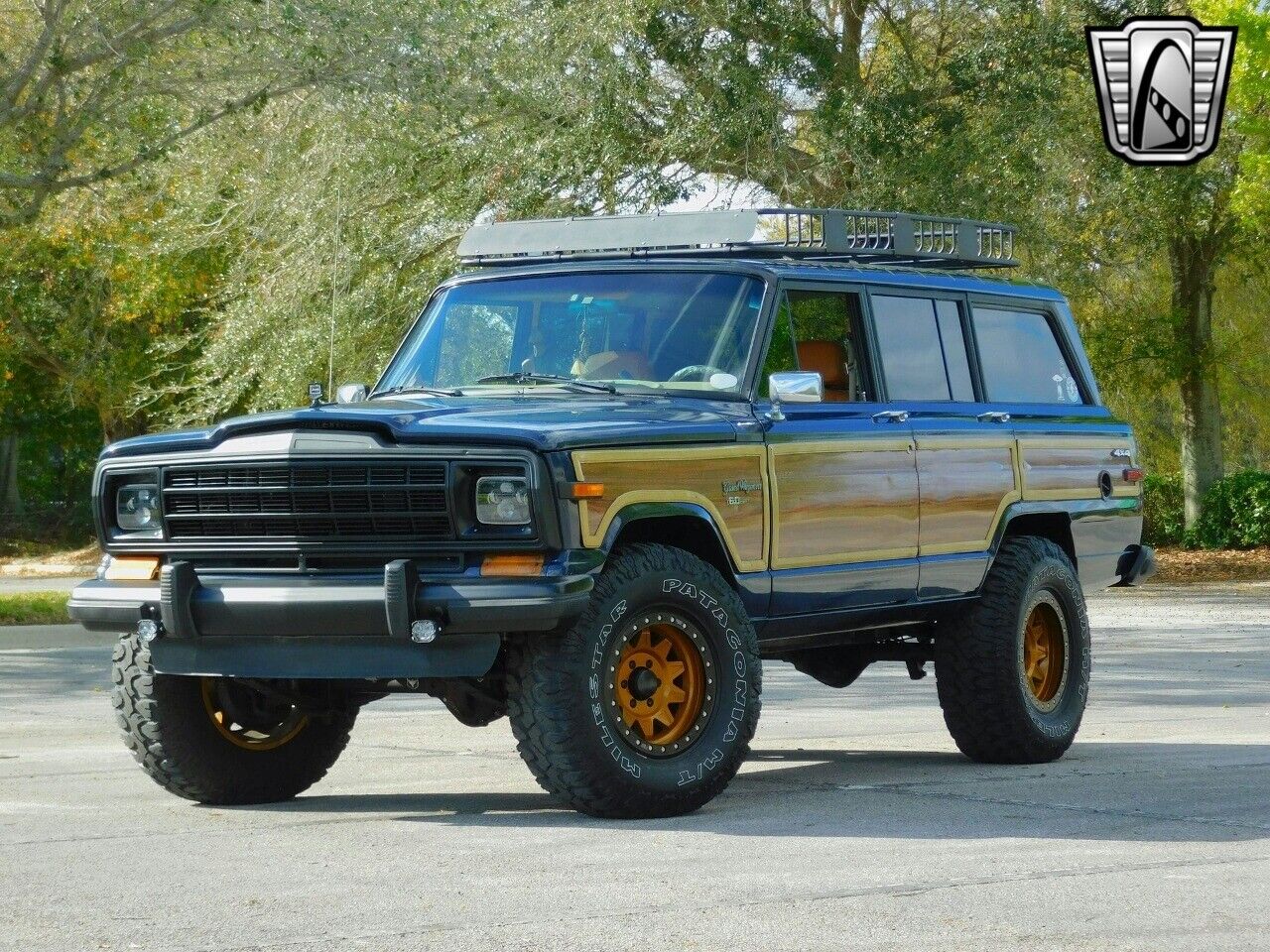 Jeep-Wagoneer-1989-5