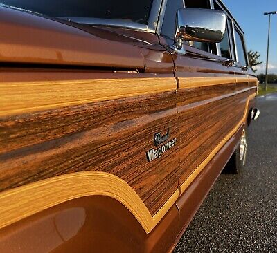 Jeep-Wagoneer-Break-1985-6