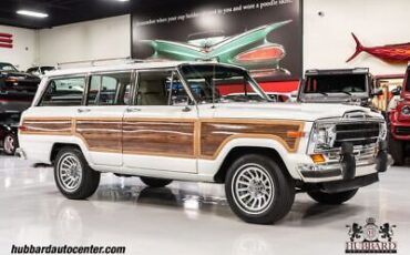 Jeep Wagoneer SUV 1991