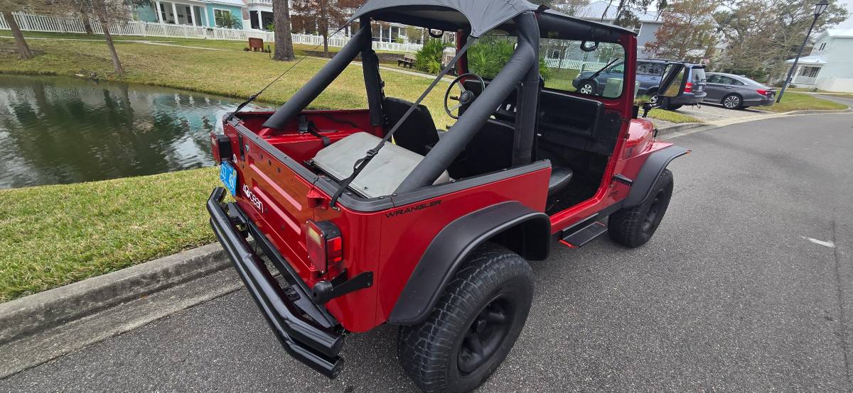 Jeep-Wrangler-1987-3