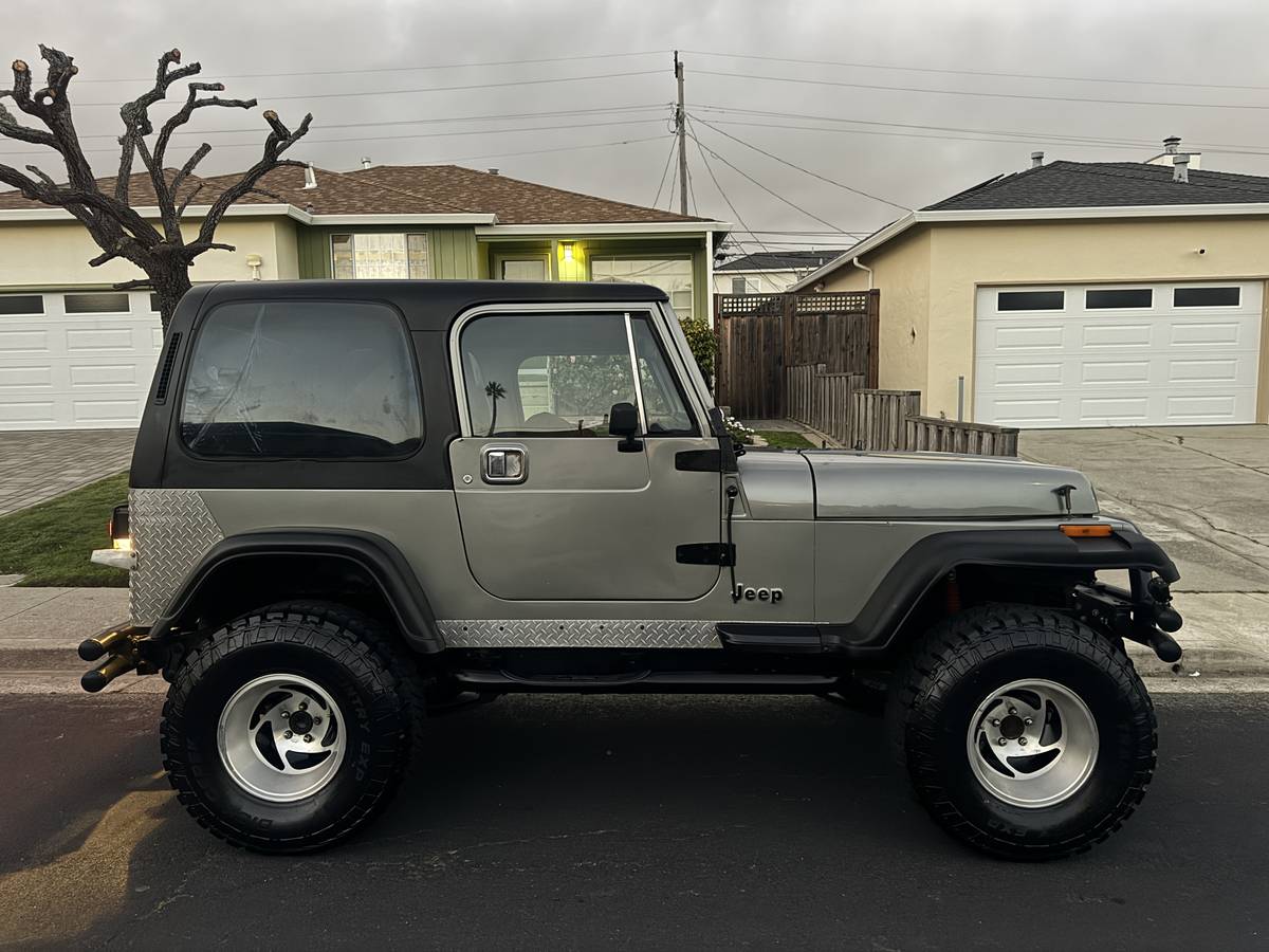 Jeep-Wrangler-1987-7