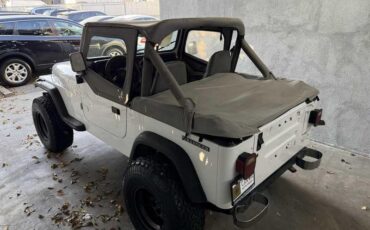 Jeep-Wrangler-1988-White-Gray-428137-10