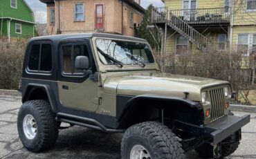 Jeep-Wrangler-1988-green-64374-7