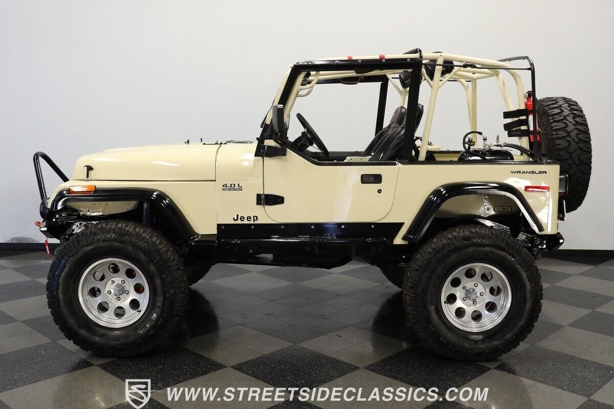 Jeep-Wrangler-1994-Beige-Black-241604-2