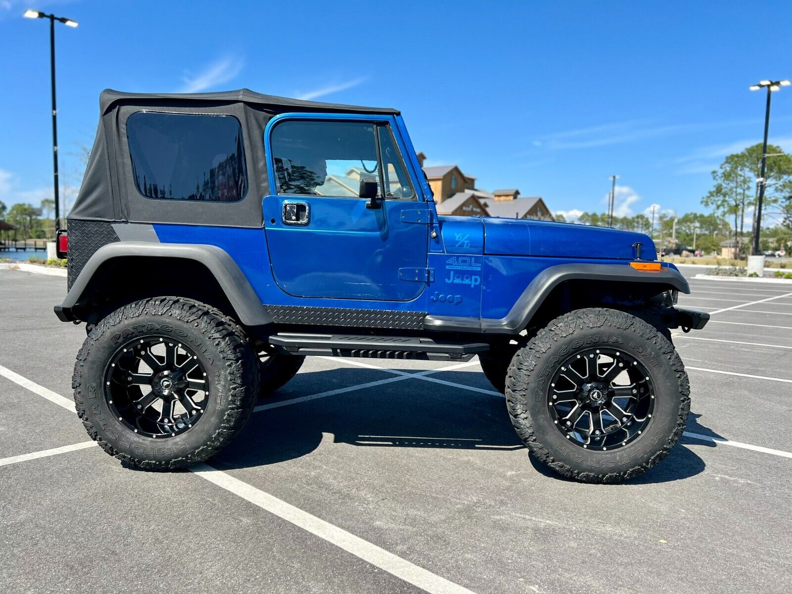 Jeep-Wrangler-1995-Blue-Tan-156106-6