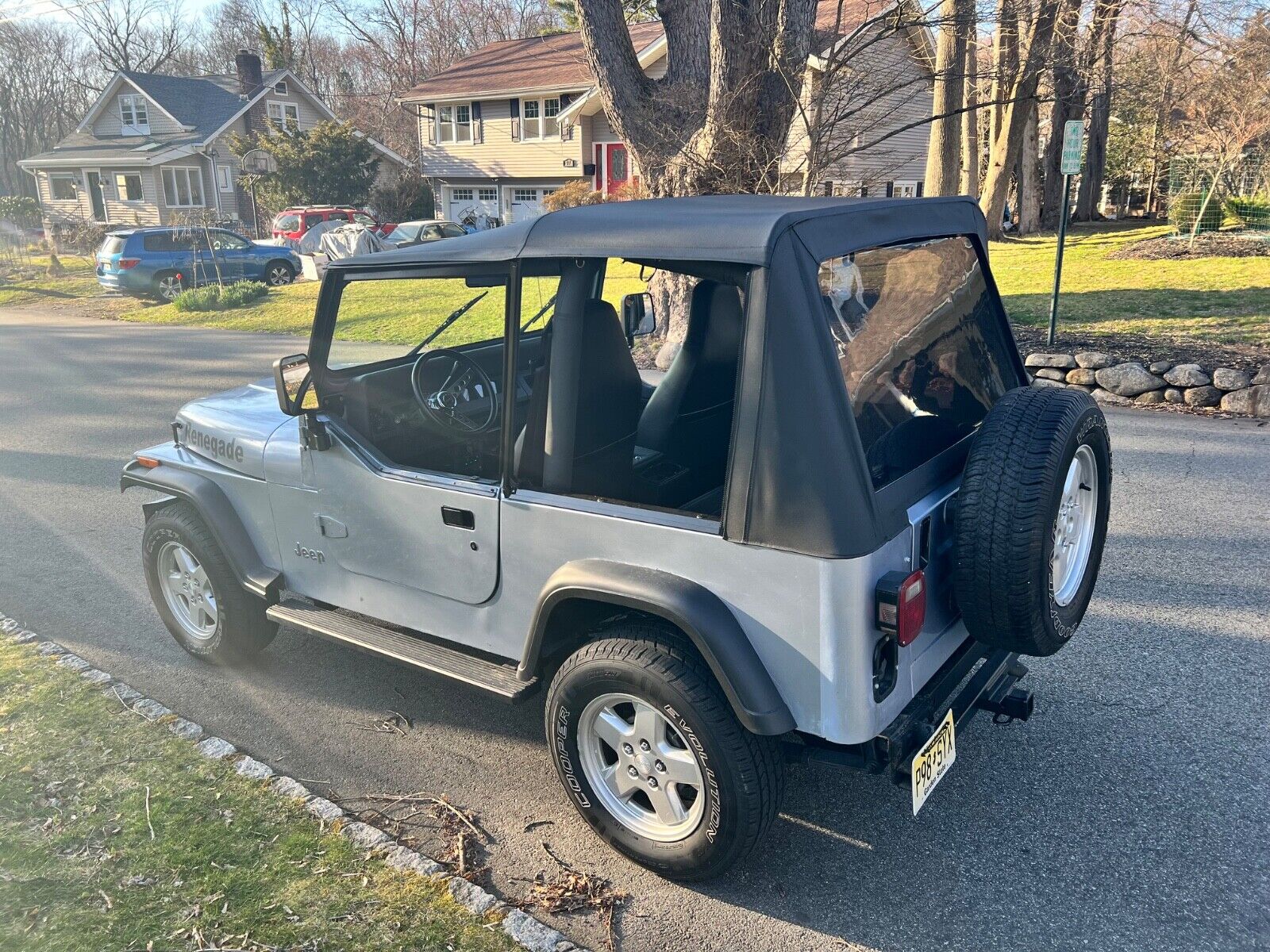 Jeep-Wrangler-SUV-1992-3