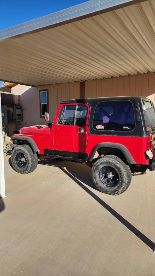 Jeep-Wrangler-laredo-1987-red-195437-1