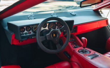 Lamborghini-Countach-Coupe-1984-White-Red-28913-24