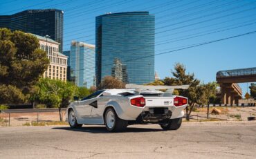 Lamborghini-Countach-Coupe-1984-White-Red-28913-7