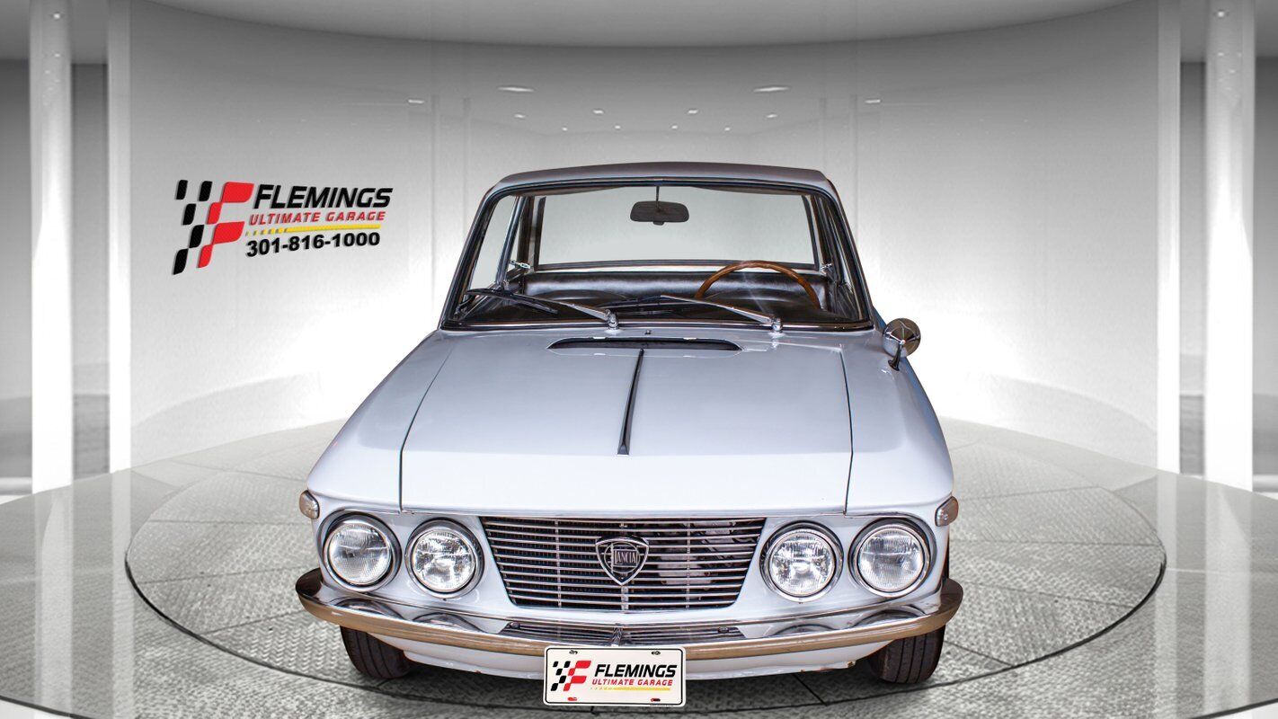 Lancia-Fulvia-Coupe-1967-Bianco-Saratoga-Black-58822-7