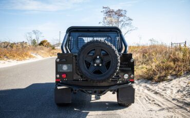 Land-rover-Defender-110-1987-2