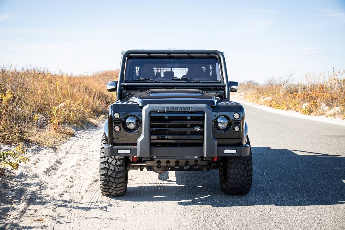 Land-rover-Defender-110-1987-6