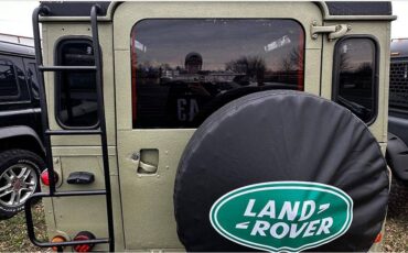 Land-rover-Defender-110-1990-4