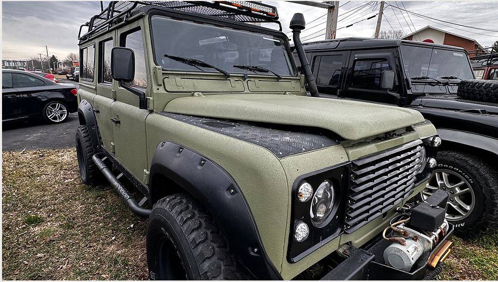 Land-rover-Defender-110-1990