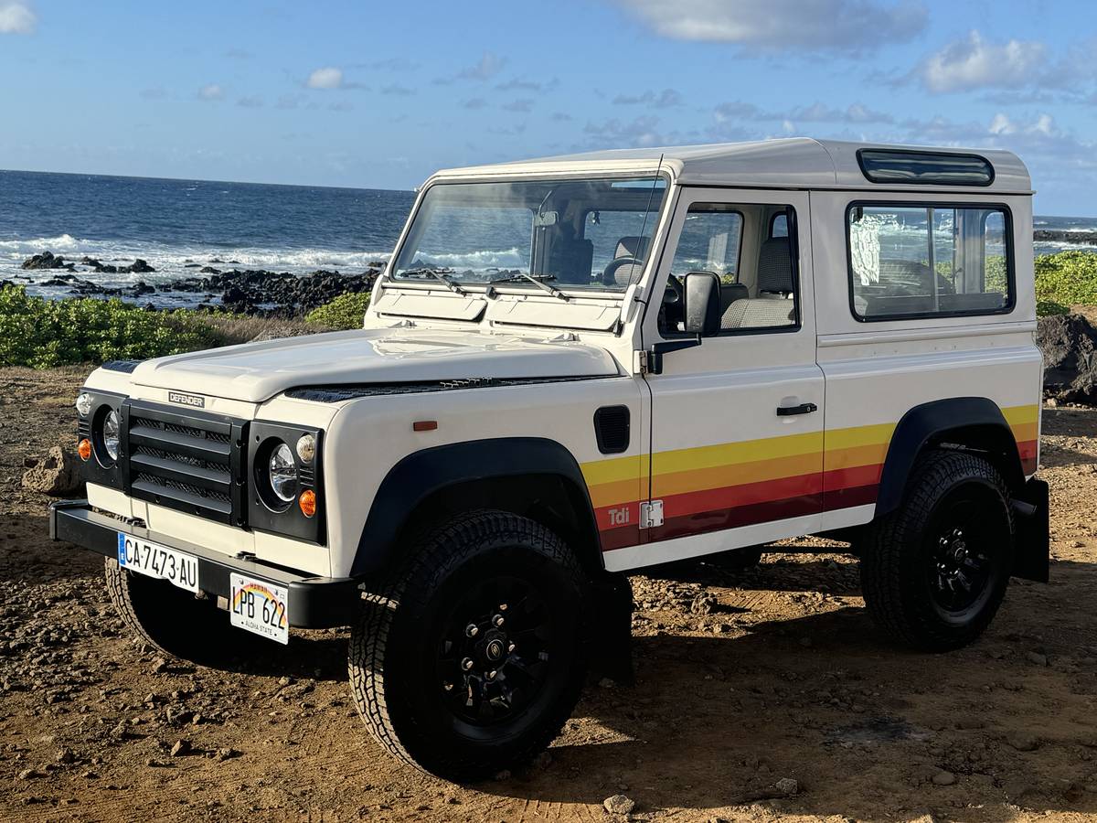 Land-rover-Defender-90-diesel-1994-white-225308-1