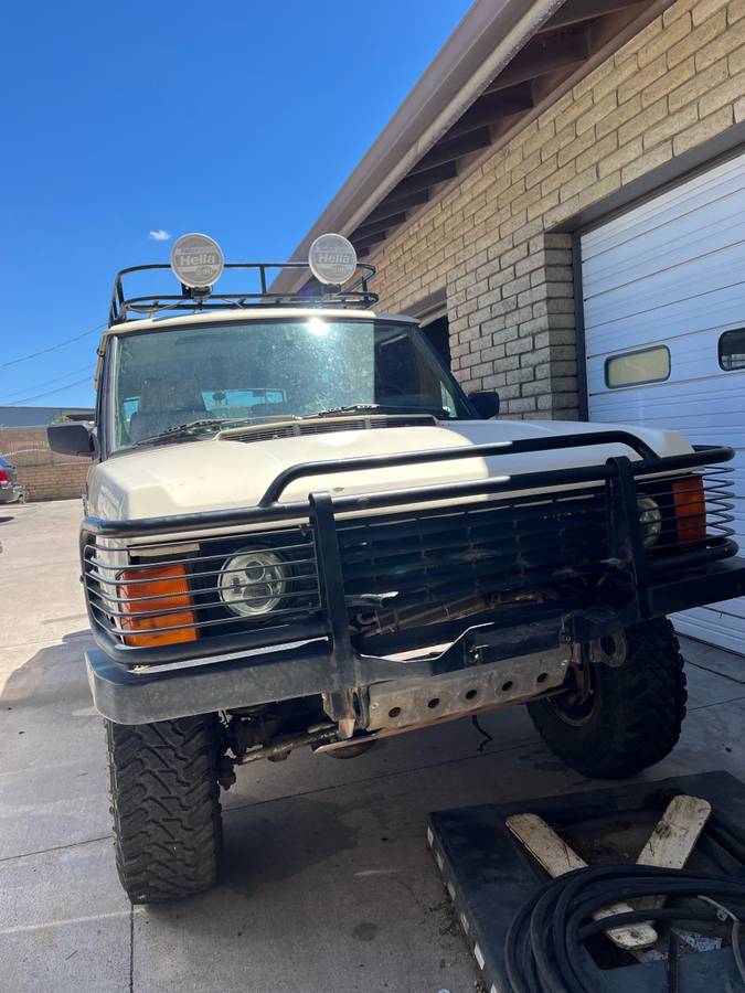 Land-rover-Range-rover-1992-yellow-149669-3