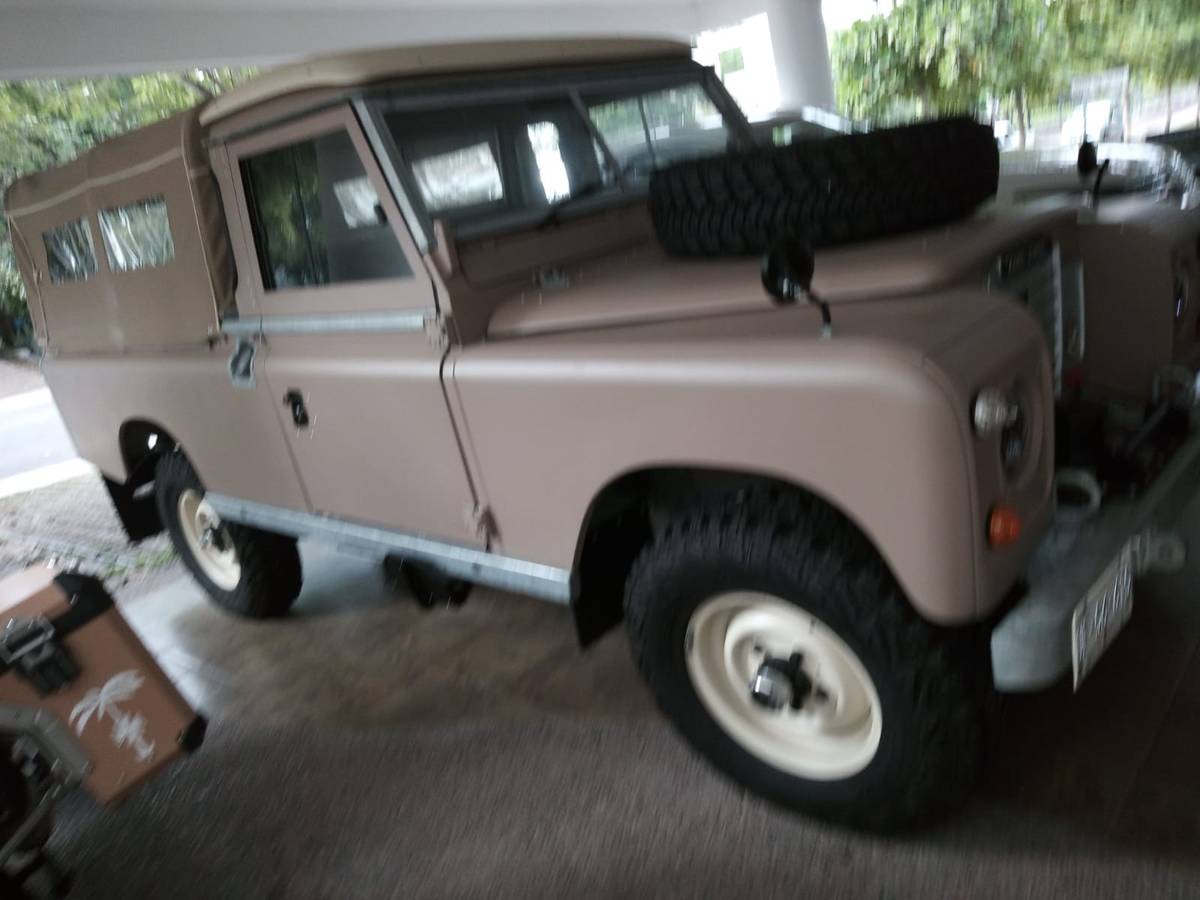 Land-rover-Series-iii-pick-up-1972