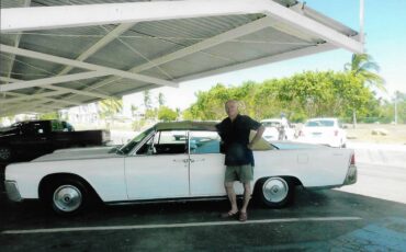 Lincoln-Continental-1964-2