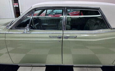 Lincoln-Continental-1969-16