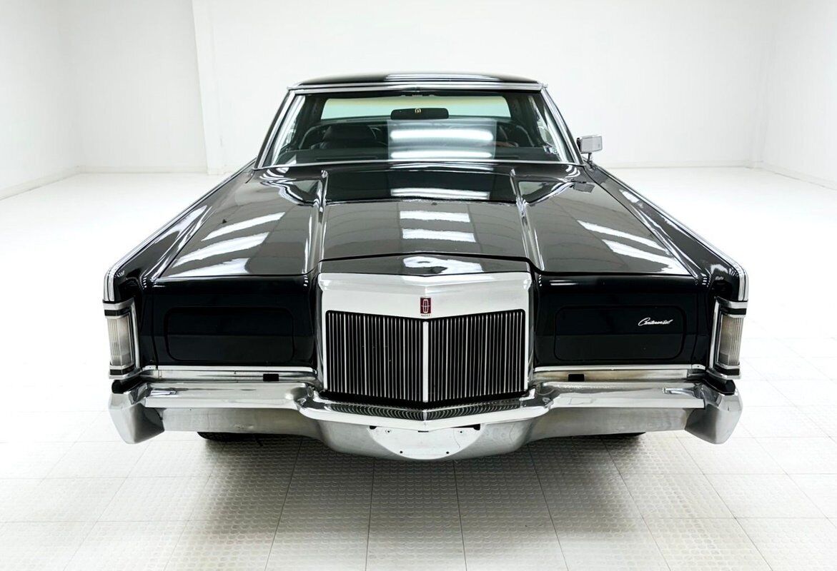 Lincoln-Continental-1970-7