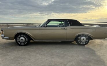 Lincoln-Continental-1970-78858-3