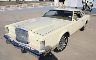 Lincoln-Continental-1977-2