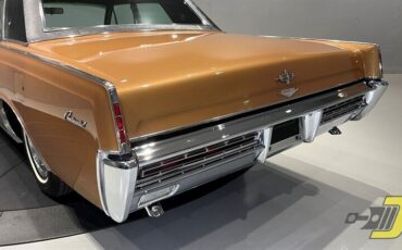 Lincoln-Continental-Berline-1967-23