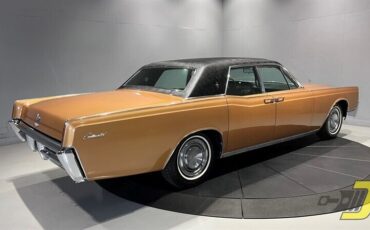 Lincoln-Continental-Berline-1967-27