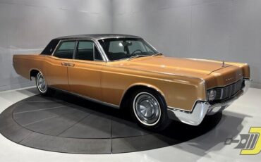 Lincoln-Continental-Berline-1967-28