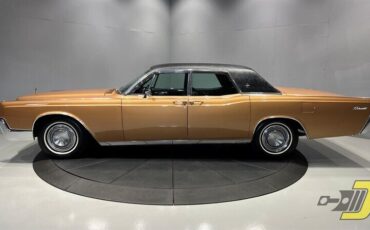 Lincoln-Continental-Berline-1967-30