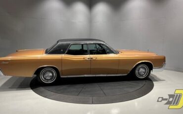 Lincoln-Continental-Berline-1967-9