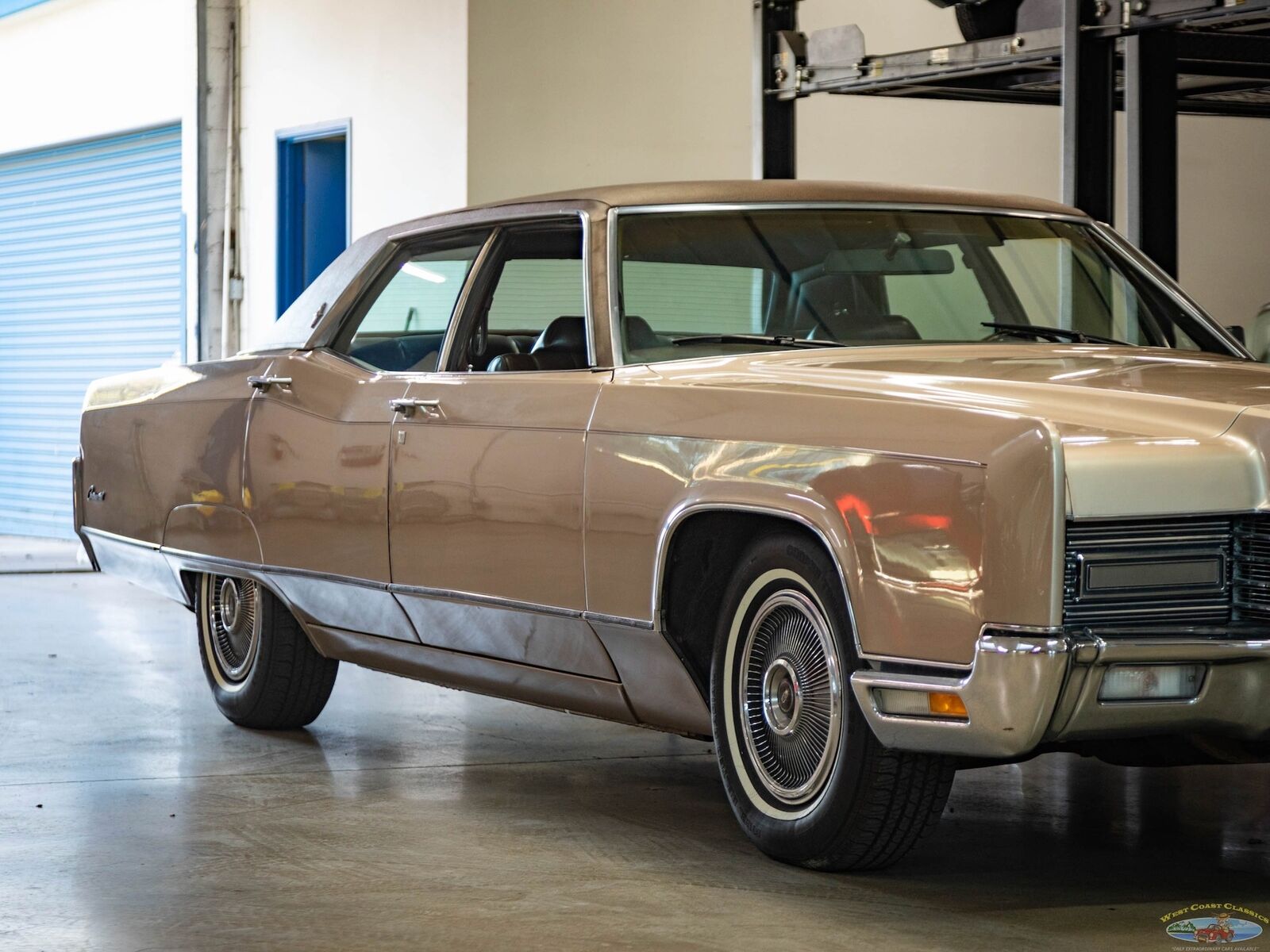 Lincoln-Continental-Berline-1970-Brown-Other-Color-0-10