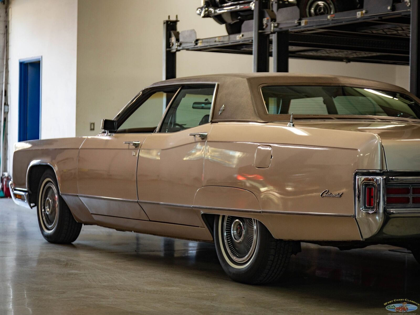 Lincoln-Continental-Berline-1970-Brown-Other-Color-0-21