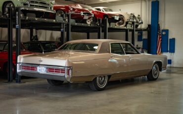 Lincoln-Continental-Berline-1970-Brown-Other-Color-0-23