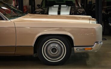 Lincoln-Continental-Berline-1970-Brown-Other-Color-0-3