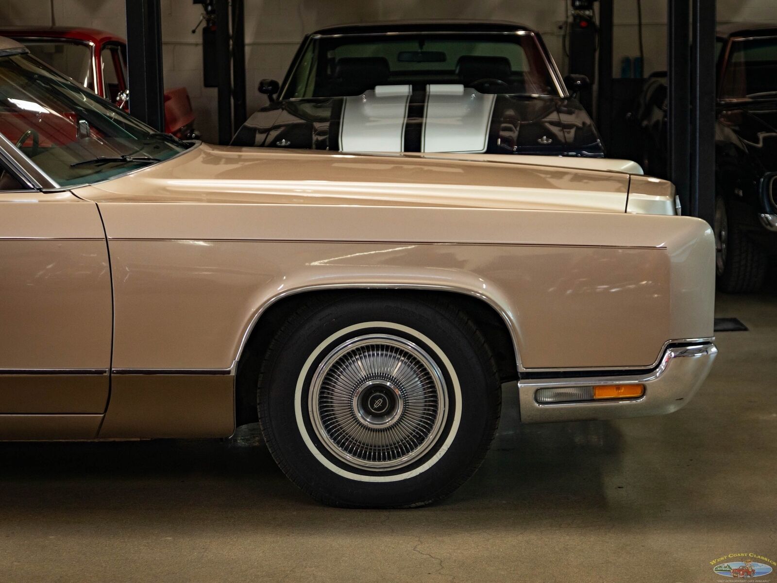 Lincoln-Continental-Berline-1970-Brown-Other-Color-0-3