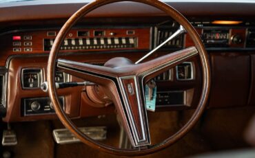 Lincoln-Continental-Berline-1970-Brown-Other-Color-0-32