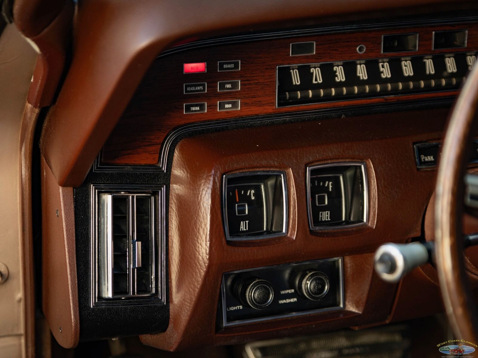 Lincoln-Continental-Berline-1970-Brown-Other-Color-0-33