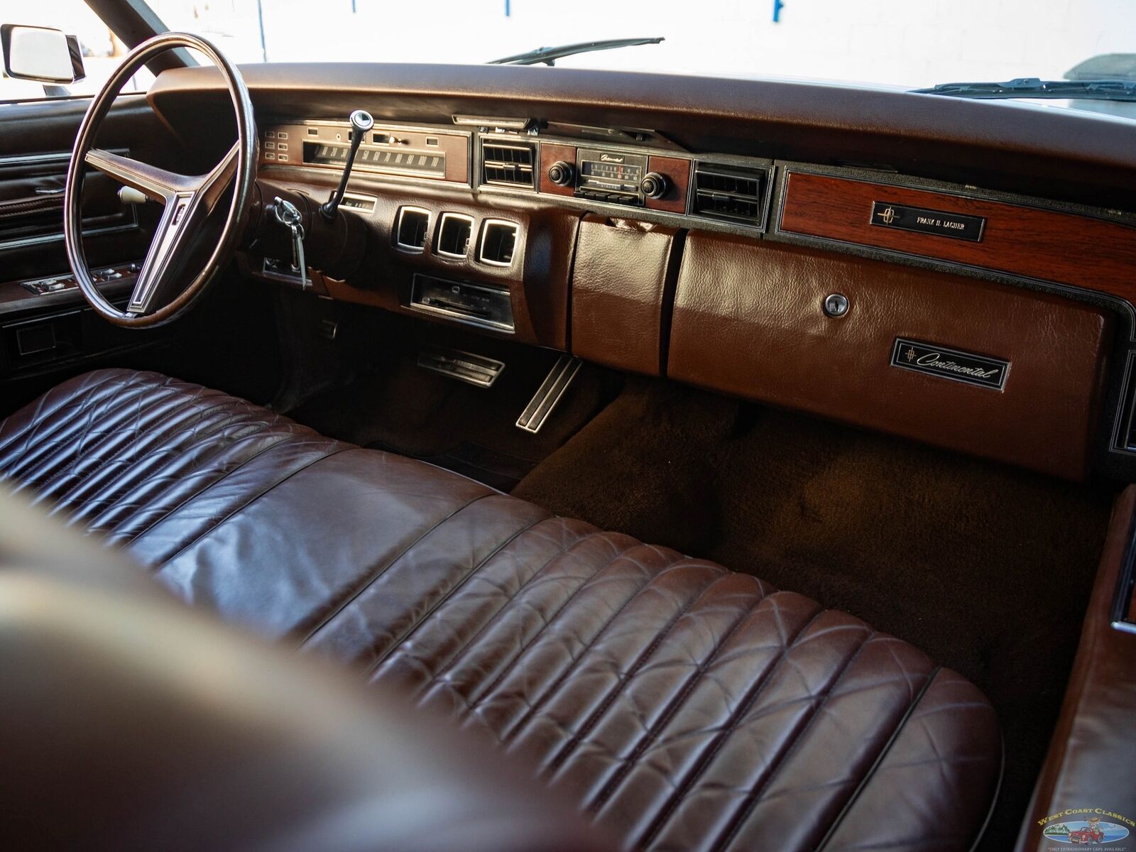 Lincoln-Continental-Berline-1970-Brown-Other-Color-0-37