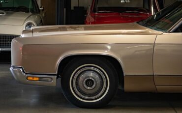 Lincoln-Continental-Berline-1970-Brown-Other-Color-0-4