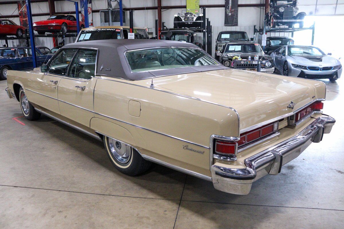 Lincoln-Continental-Berline-1974-Tan-Tan-152147-4