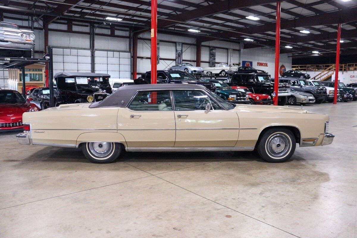 Lincoln-Continental-Berline-1974-Tan-Tan-152147-8